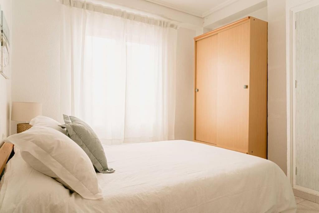 Apartamento Frente Al Mar, Familiar Y Acogedor. Santa Pola Kültér fotó